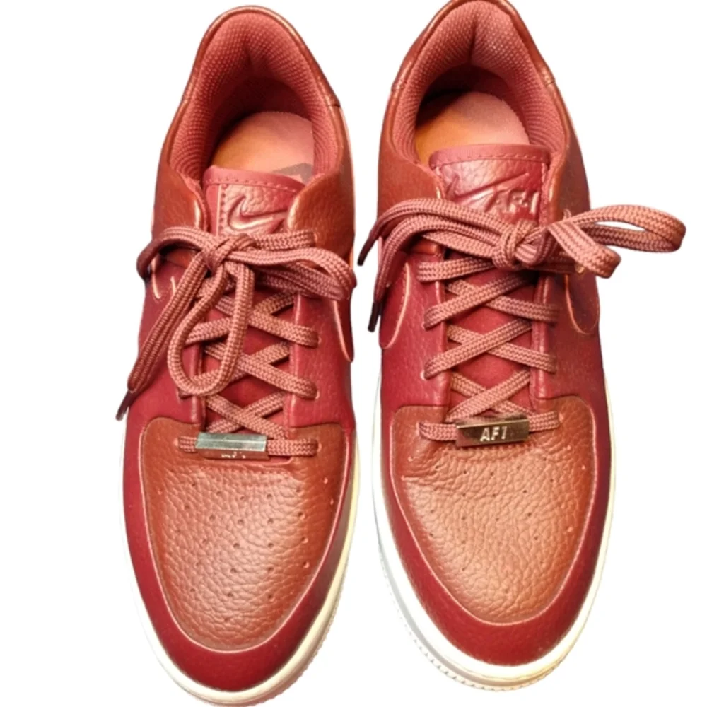 Nike Women's‎ Shoes Nike Air Force 1 Low Sage size 7.5